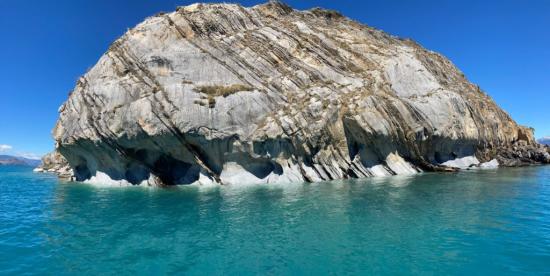 Cavernas de mármol, Puerto Sánchez